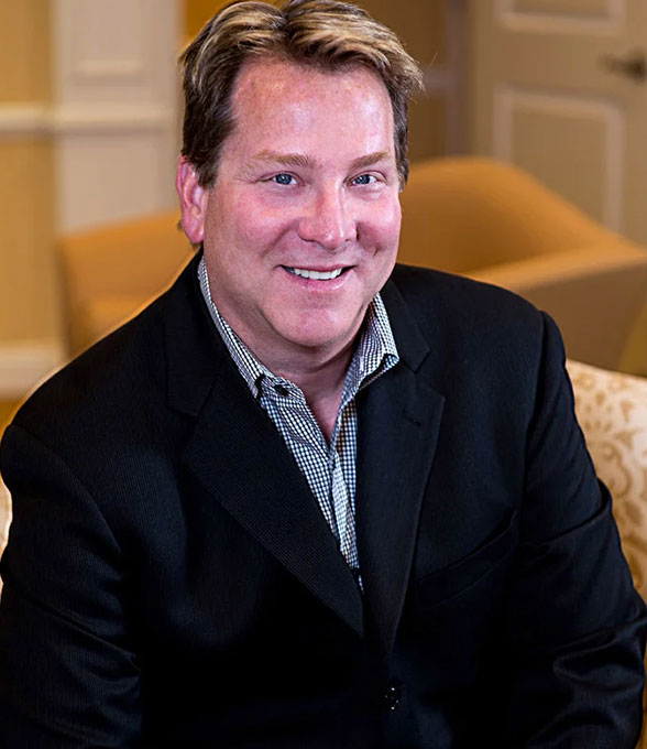 Portrait of Dr. Brian Buinewicz, plastic surgeon